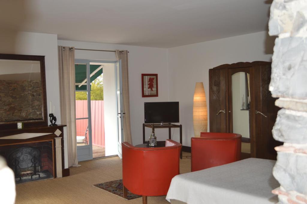 Bed and Breakfast La Ferme Ostalapia Ahetze Camera foto